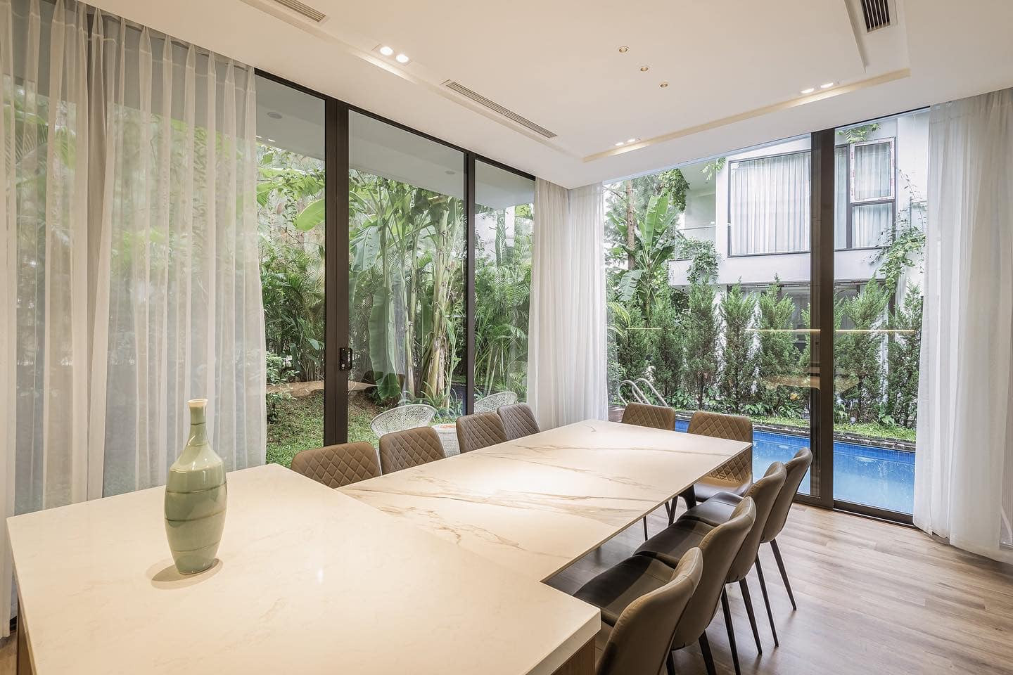 Biệt thự song lập bao quanh là ‘khu rừng’ xanh mướt 8 Biệt thự song lập bao quanh là ‘khu rừng’ xanh mướt 8