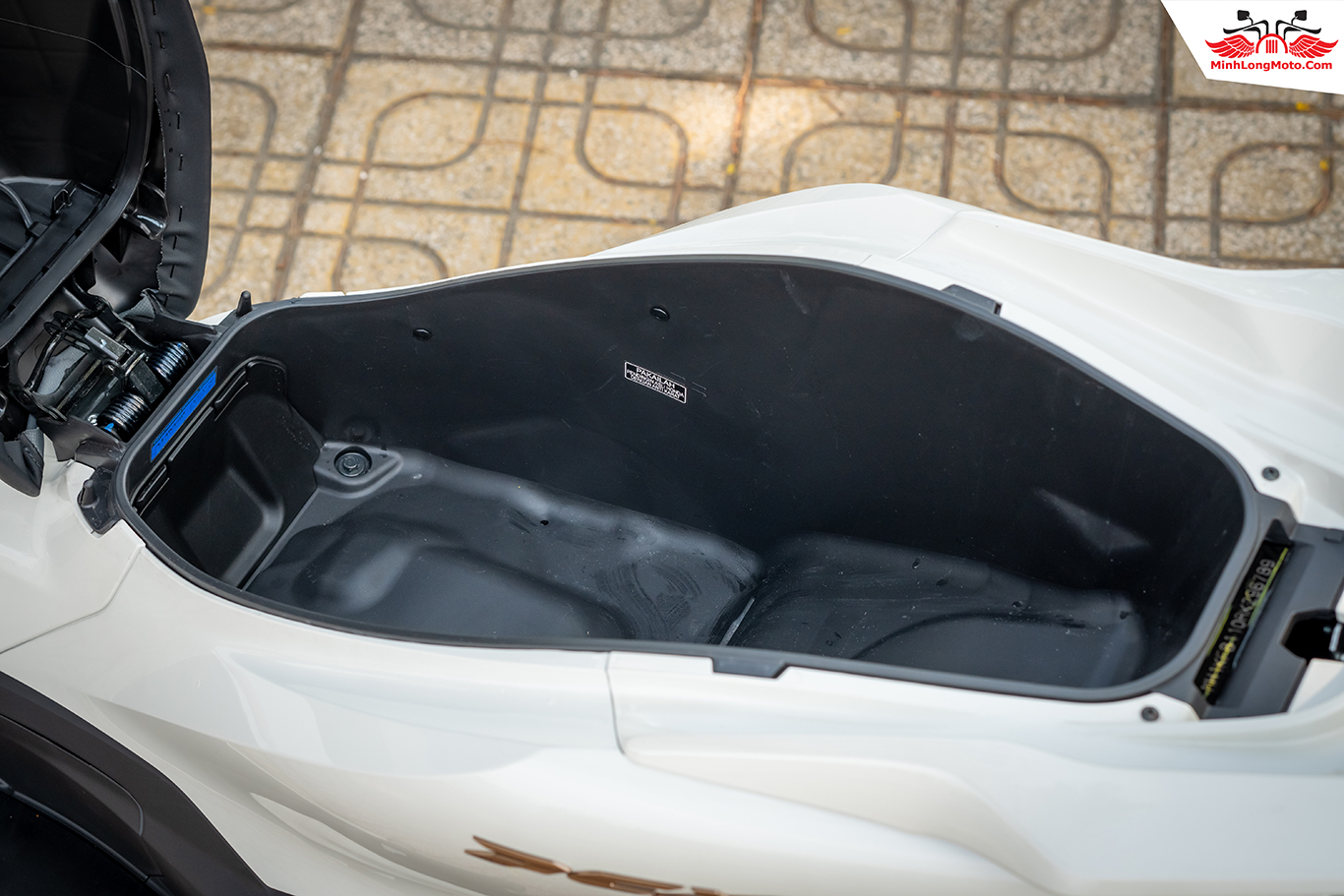 HONDA PCX 160 giá bán thông số kỹ thuật và đánh giá chi tiết mới nhất 9