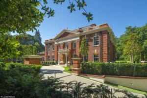 Choáng ngợp trước độ xa xỉ của dinh thự có giá 17 triệu bảng Anh 3