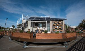 Khám phá ngôi nhà tự xoay theo hướng nắng mặt trời ở Mỹ 2