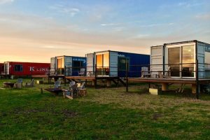 "Ghé thăm" khách sạn container phong cách vintage ở Mỹ 10