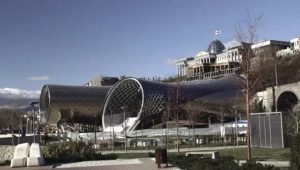 Độc đáo với kiến trúc “ống nước khổng lồ” - nhà hát cổ điển Rhike 43