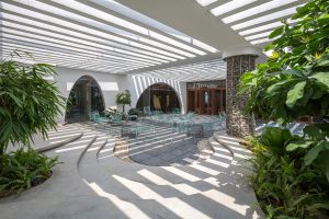 Không gian nghỉ ngơi, thư giãn của nhân viên trên tầng thượng tòa nhà 9