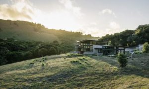 Thiết kế độc đáo của ngôi nhà năng lượng mặt trời California 14