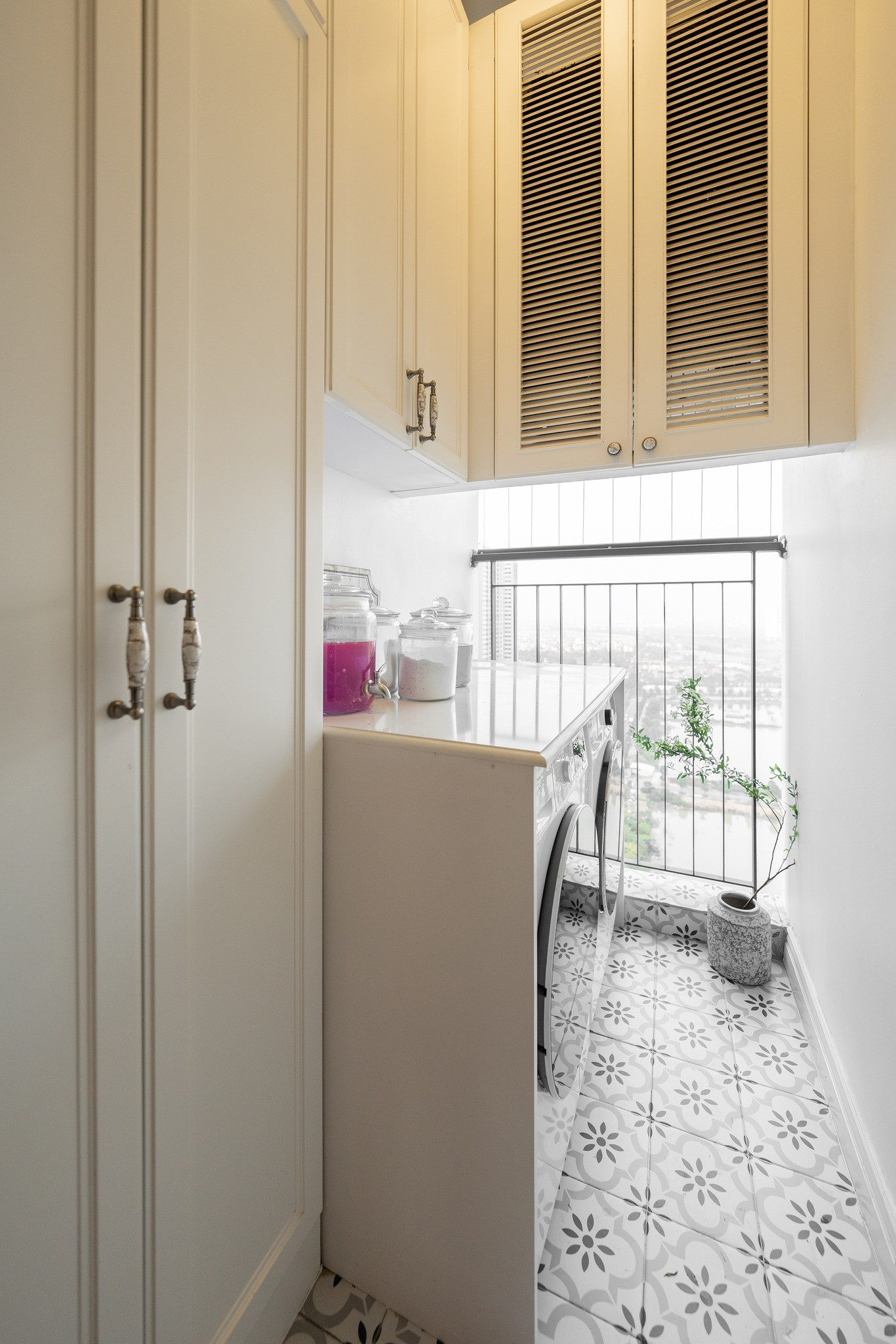 Căn hộ ngập tràn ánh sáng, không gian ngỡ như resort nghỉ dưỡng 23 Căn hộ ngập tràn ánh sáng, không gian ngỡ như resort nghỉ dưỡng 23