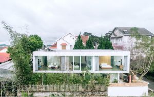 Ngôi nhà nằm trên đồi ở Đà Lạt, kéo rèm ra là thấy mây bay lơ lửng 26