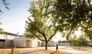 Kiến trúc uốn khúc kết nối không gian 1