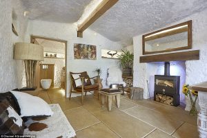 Căn nhà hiện đại trong lòng hang sâu 35