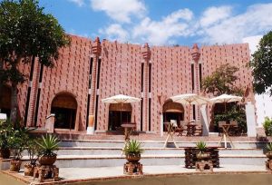 Kỳ quan của nghệ thuật đất nung: Những tác phẩm độc đáo và ấn tượng 34