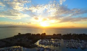 “Ngôi nhà” lênh đênh trên biển 11