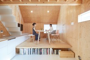 "Căn hộ 2 gác xép trong ngôi nhà 43m2 như thùng sữa" 48