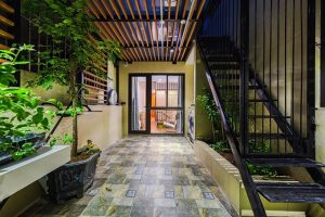 "Bất ngờ trước sự biến đổi ấn tượng của ngôi nhà phố mặt tiền hẹp sau cải tạo" 61