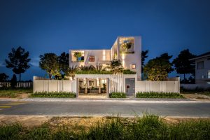 Biệt thự tiếp xúc tự nhiên: Phòng ngủ mở rộng tầm nhìn vào thiên nhiên 4