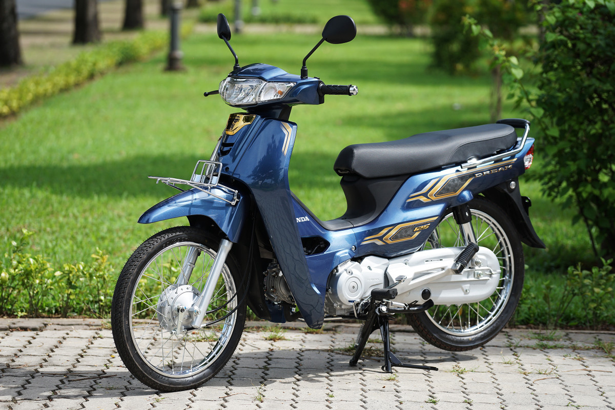 "Giá Honda Dream thế hệ mới tăng đột biến khiến người tiêu dùng lo lắng" 1