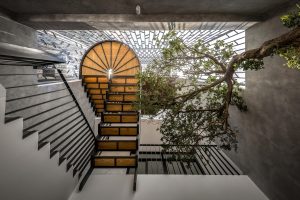 Nhà phố yên bình giữa áp lực khói bụi và tiếng ồn với thiết kế đầy màu nắng 42