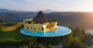 Thành phố trên đỉnh núi Mexico: Lâu đài nổi lung linh như tranh vẽ 14