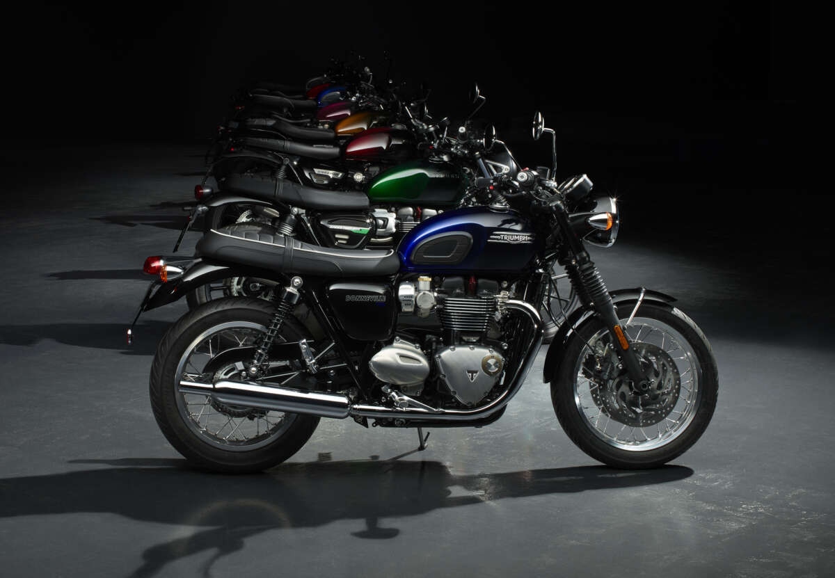 "Triumph Stealth Edition 2024: Sự kết hợp độc đáo của màu sắc trong phiên bản mới" 1
