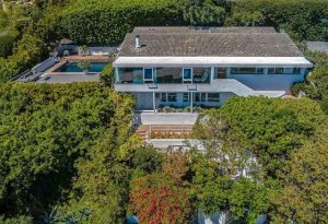 Khám phá căn hộ xa hoa của con gái tỷ phú thời trang 13