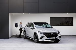 Khám phá dải sản phẩm xe điện Mercedes-Benz đang chờ đón tại thị trường Việt Nam 1