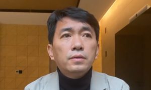 Đạo diễn 'Hoa Thiên Cốt' bật khóc vì phản ứng yếu thế của khán giả 20