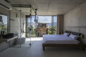 Nhà phố 4 tầng ở Đà Nẵng: Thiết kế độc đáo với toilet lộ thiên trong phòng ngủ 34