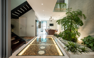 "Khu nghỉ dưỡng thượng lưu giữa không gian xanh mát của ngôi nhà ống 2,5 tầng" 37