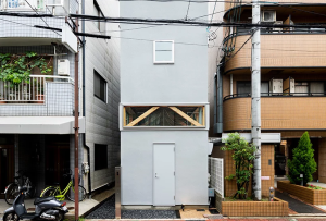 Nhà phố vẫn tràn ngập ánh sáng dù chật chội giữa thành phố. 87