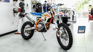 "Đánh giá chi tiết KTM 350 EXC-F Six Days: Siêu mô tô địa hình giá gần 500 triệu đồng" 20