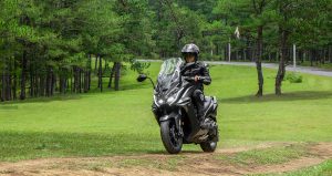 Top xe tay ga maxi-scooter chất lượng, được phân phối chính hãng tại thị trường Việt Nam - Đáng xem xét trước khi mua 14