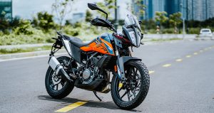 "Đánh giá chi tiết KTM 390 Adventure 2022: Mức giá hơn 230 triệu đồng và điểm nổi bật nào?" 38