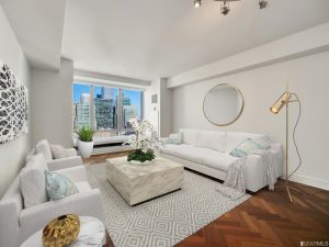 Bí mật trong căn hộ của cố chủ tịch Marvel Comics, Marvel Stan Lee. 37