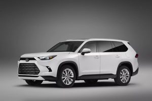 Toyota Grand Highlander 2024: Đánh giá chi tiết về SUV 7 chỗ phục vụ cho gia đình 19