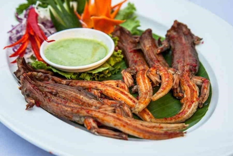 Thằn lằn núi - Đặc sản độc lạ ở núi Bà Đen Tây Ninh 1