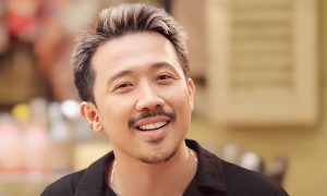 Trấn Thành dựng bối cảnh chung cư cũ quay phim Tết 2