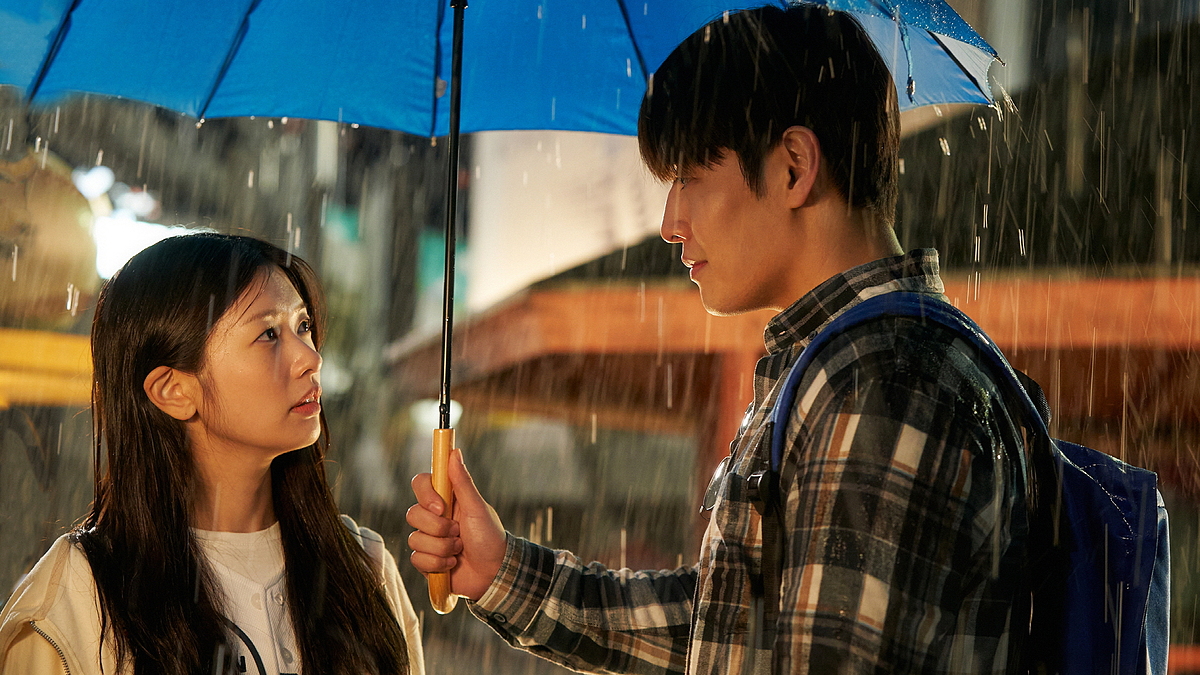 "Yêu Lại Vợ Ngầu: Phim Hài Hước về Cuộc Sống Vợ Chồng Son" - Bản tin giải trí với VnExpress 1