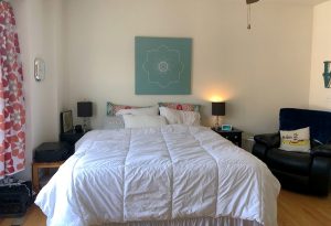 "Biến phòng ngủ nhàm chán thành không gian mới lạ với chi phí dưới 4 triệu đồng" 17