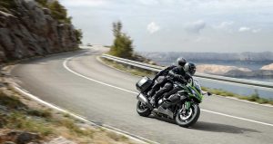 "Kawasaki Ninja 1000SX Sport-Tourer 2022: Công nghệ tiên tiến và thiết kế đỉnh cao" 23