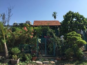 "Nhà sàn 28m2 giá 100 triệu đồng với nội thất Đông Dương cổ đẹp mắt" 15