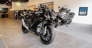 Ra mắt Yamaha YZF-R1 2021 tại Việt Nam: Sự đổi mới táo bạo trong thiết kế 17