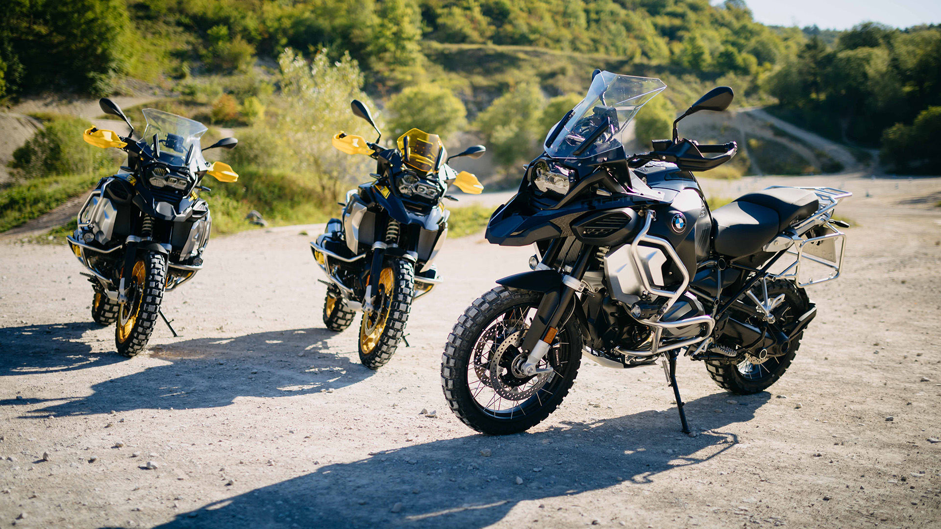 "Đánh giá chi tiết: BMW R 1250 GS và R 1250 GS Adventure - Các cải tiến đáng chú ý trong phiên bản mới" 1