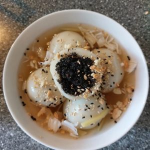 "Sủi dìn Hải Phòng: Khám phá món ngon đặc trưng và danh sách top 10 quán ăn lý tưởng" 3