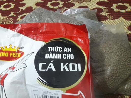 Bao bì Cám King Feed với hai loại: tăng màu và tăng trọng