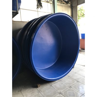 Tank nhựa tròn màu xanh làm từ nhựa HDPE